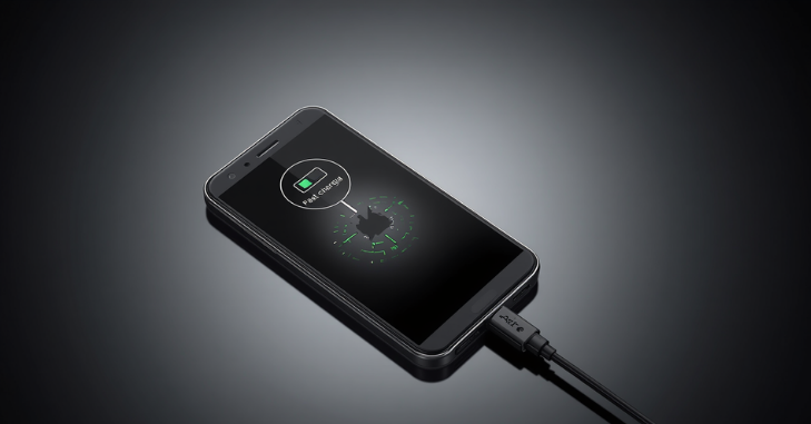 Battery Efficiency: Strong Daily Backup with Fast Charging