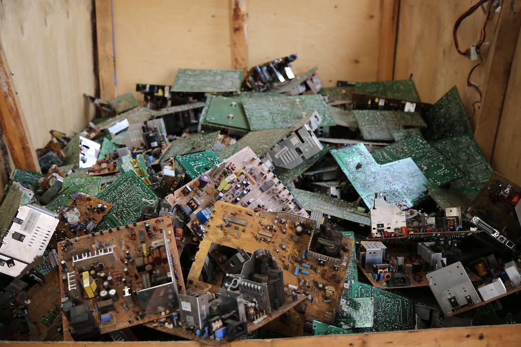How E-Waste Recycling Helps UK Firms Achieve Circular Economy Goals 